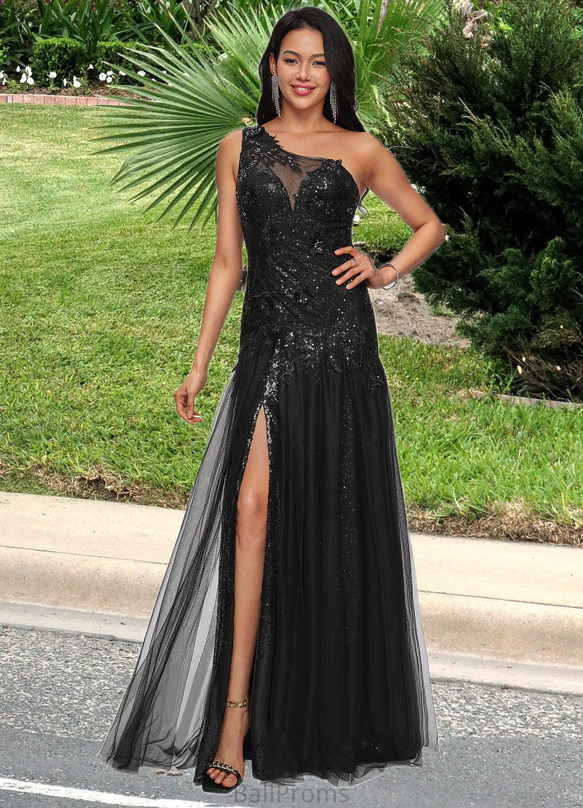 Jo Trumpet/Mermaid One Shoulder Illusion Floor-Length Lace Tulle Prom Dresses With Sequins HJP0022217