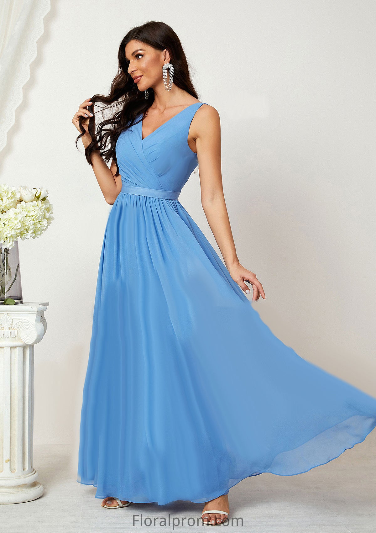 A-line V Neck Sleeveless Chiffon Long/Floor-Length Bridesmaid Dresses With Pleated Ida HJP0025360