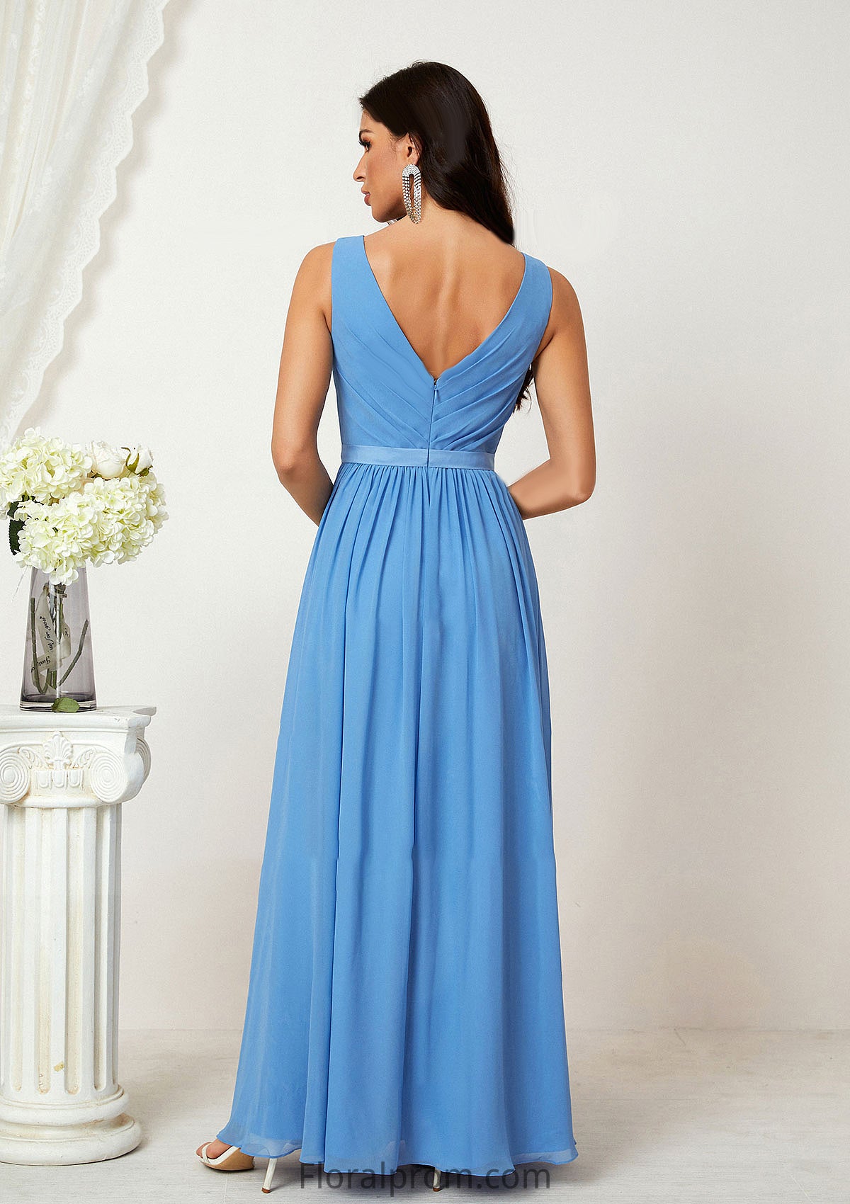 A-line V Neck Sleeveless Chiffon Long/Floor-Length Bridesmaid Dresses With Pleated Ida HJP0025360