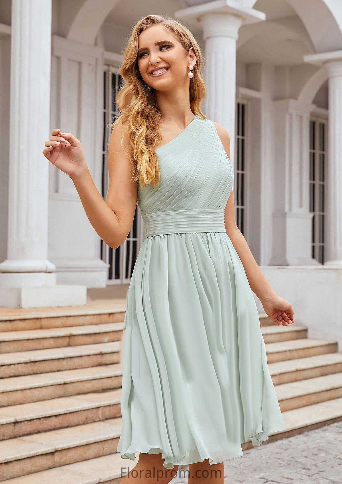 A-line One-Shoulder Sleeveless Chiffon Knee-Length Bridesmaid Dresses With Pleated Kianna HJP0025379