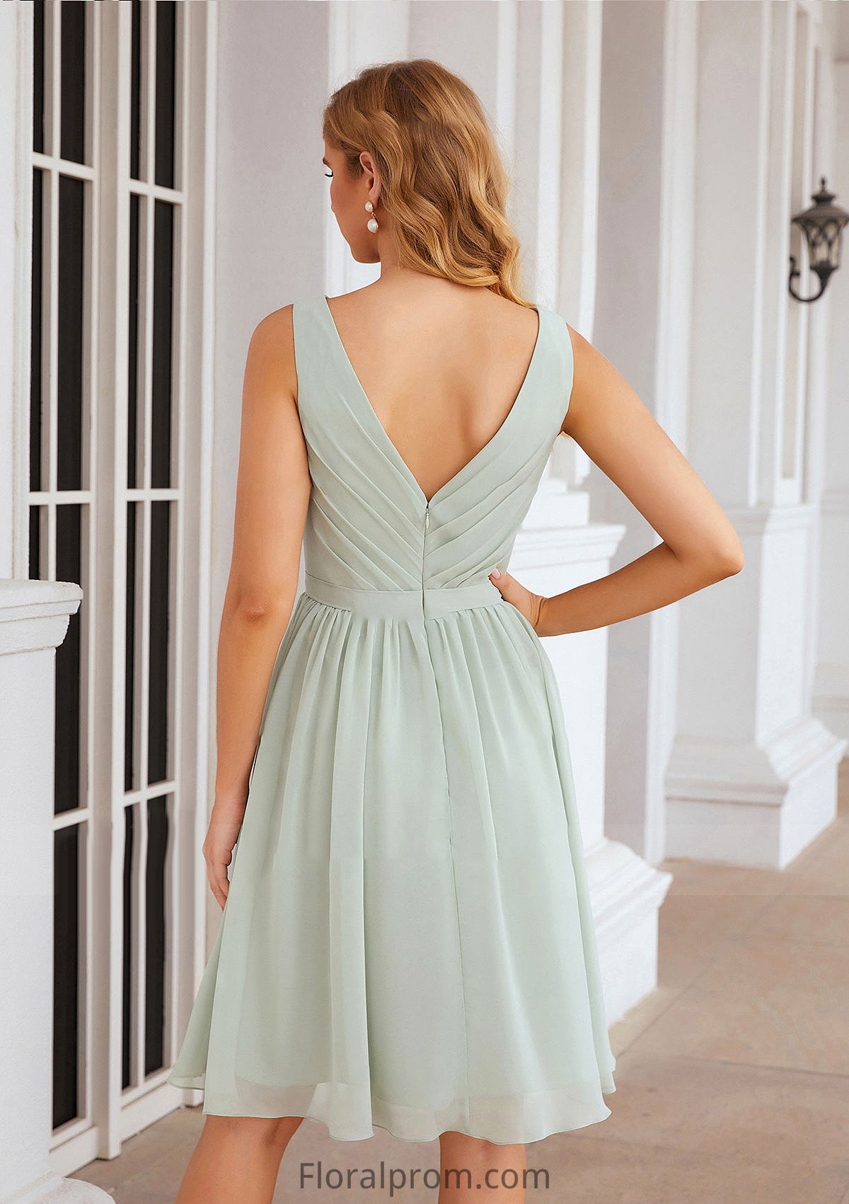 A-line V Neck Sleeveless Chiffon Knee-Length Bridesmaid Dresses With Pleated Waistband Kaliyah HJP0025383