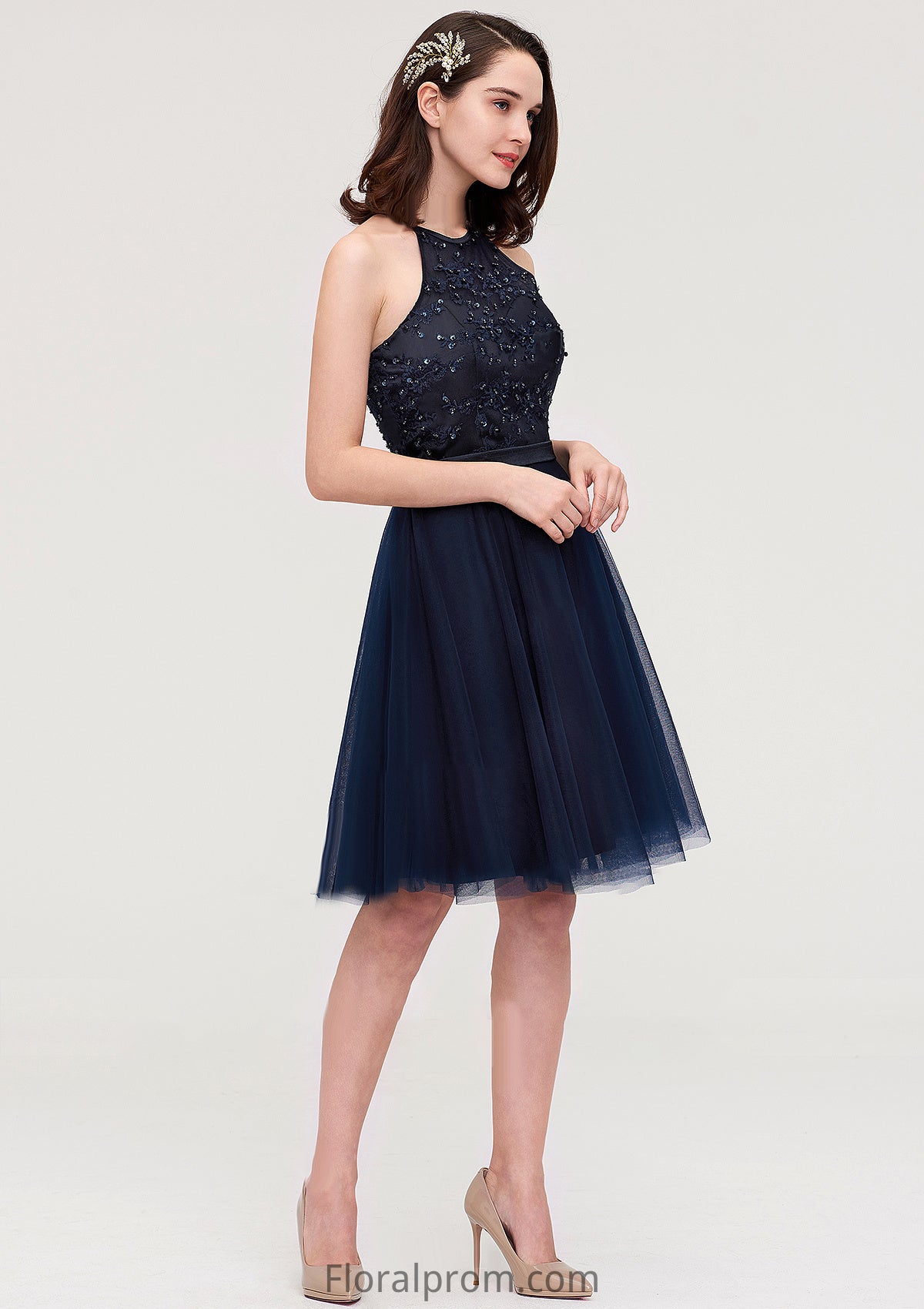 Sleeveless Halter Knee-Length Tulle A-line/Princess Bridesmaid Dresses With Sequins Appliqued Sashes Viola HJP0025430