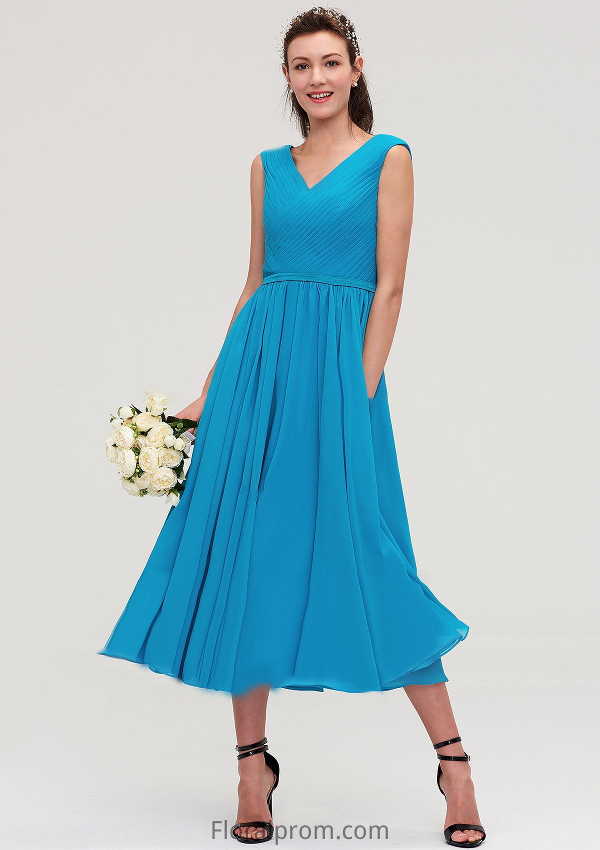 Sleeveless V Neck Tea-Length Chiffon A-line/Princess Bridesmaid Dresseses With Pleated Lila HJP0025448