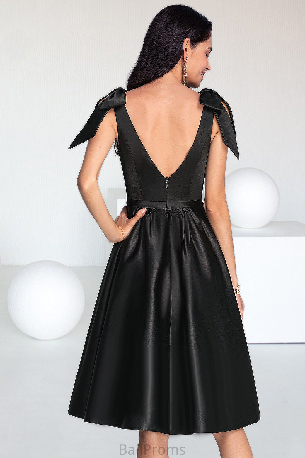 Helen A-line Square Knee-Length Satin Homecoming Dress With Bow HJP0020556