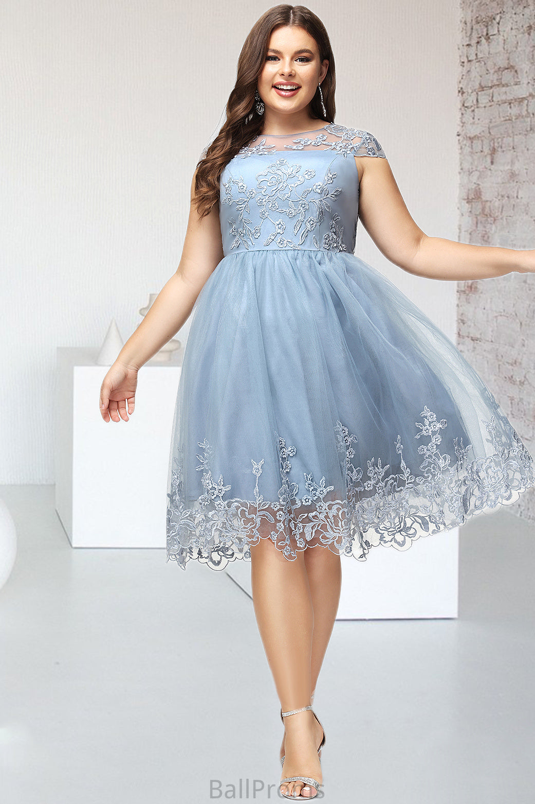 Keely A-line Scoop Knee-Length Lace Tulle Homecoming Dress With Sequins HJP0020579