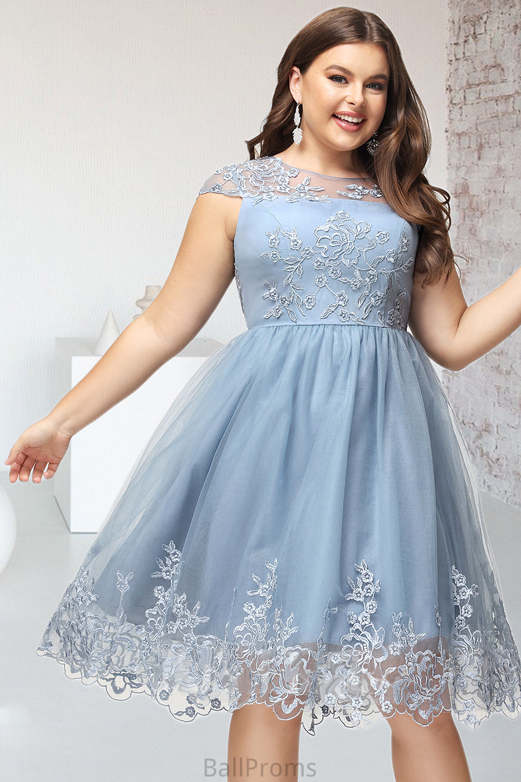 Keely A-line Scoop Knee-Length Lace Tulle Homecoming Dress With Sequins HJP0020579