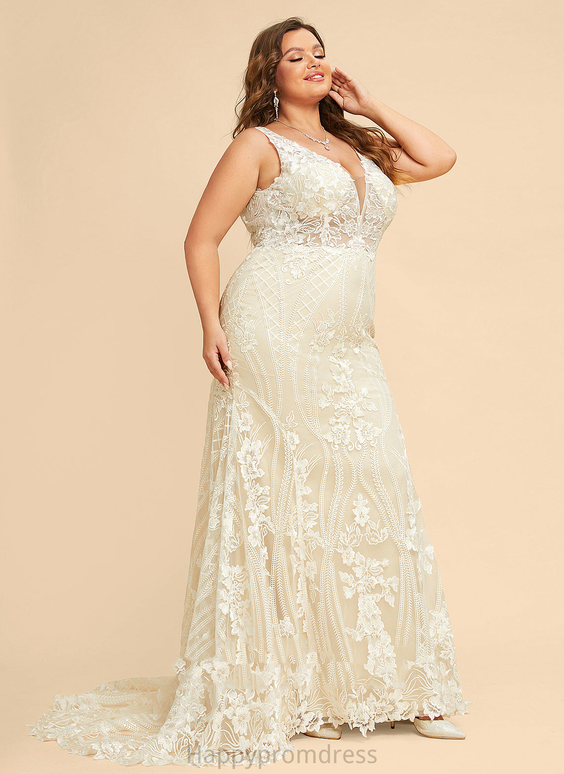 Wedding Trumpet/Mermaid Dress Wedding Dresses Kaitlynn Chapel V-neck Tulle Train Lace