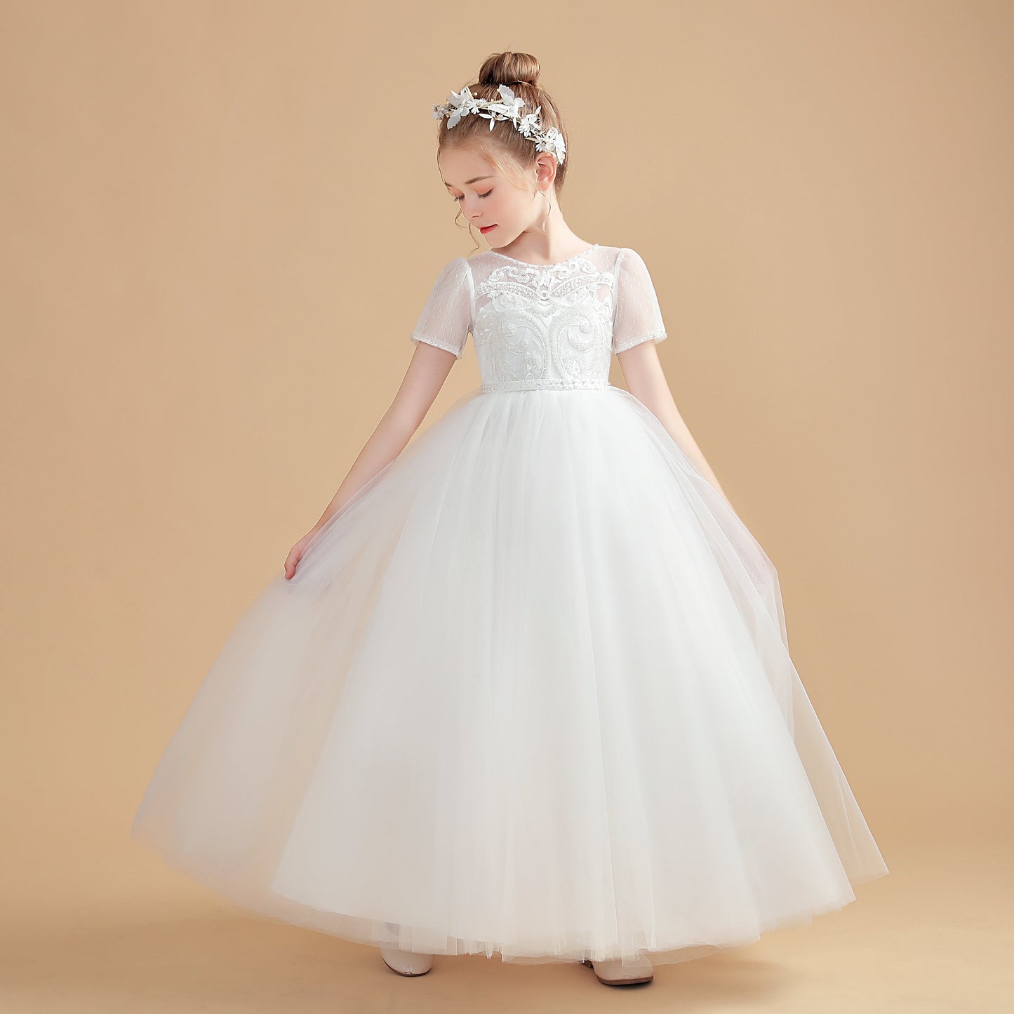 Short Sleeves Ivory Tulle Flower Girl Dresses With Lace Appliques