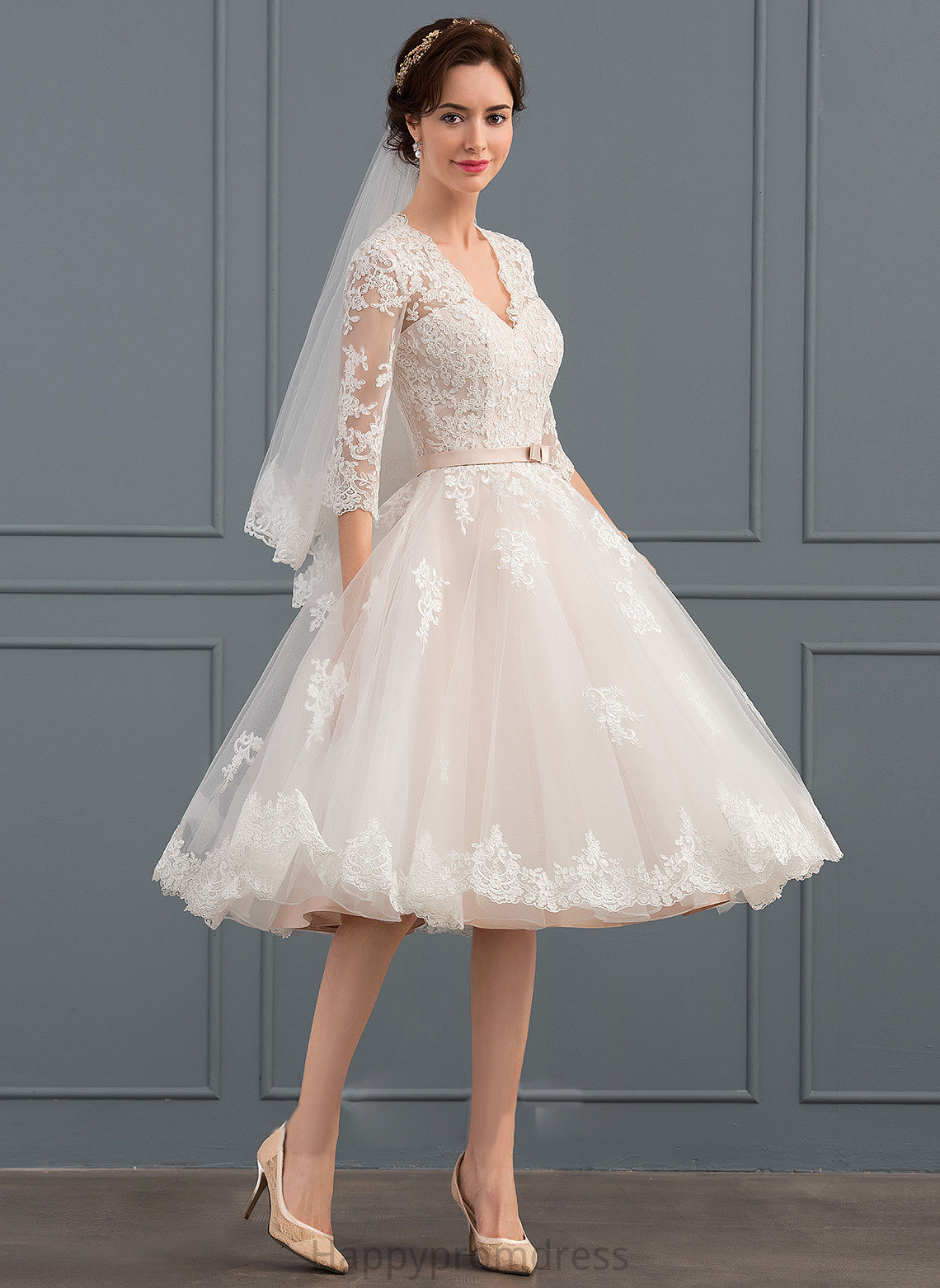 With A-Line Tulle Wedding Lace Bow(s) V-neck Wedding Dresses Victoria Knee-Length Dress