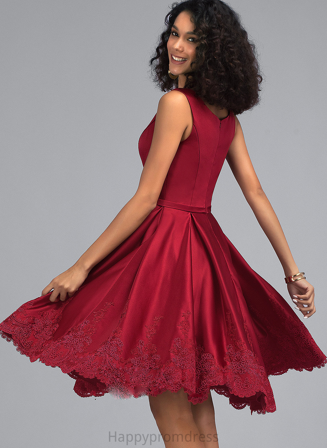 Appliques With Knee-Length Homecoming Dress Lace V-neck Shyann Homecoming Dresses Satin A-Line