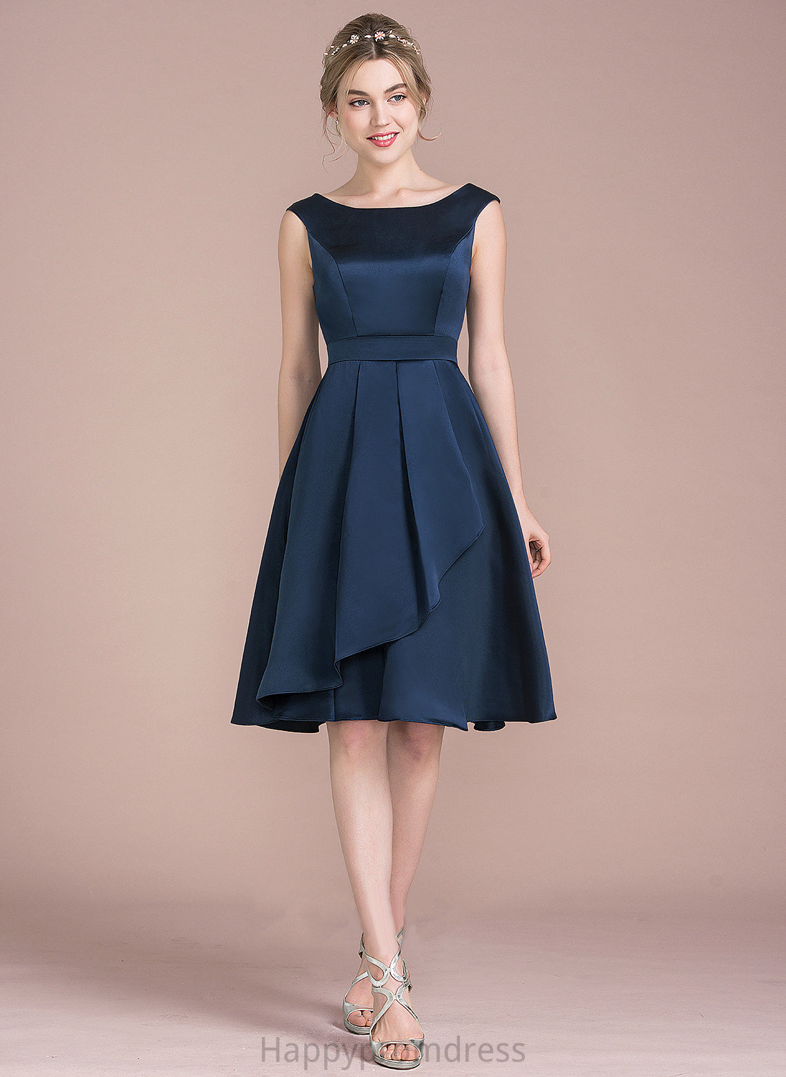 Neck Satin With Anahi Ruffles Dress Cascading Scoop Knee-Length Homecoming Dresses A-Line Homecoming