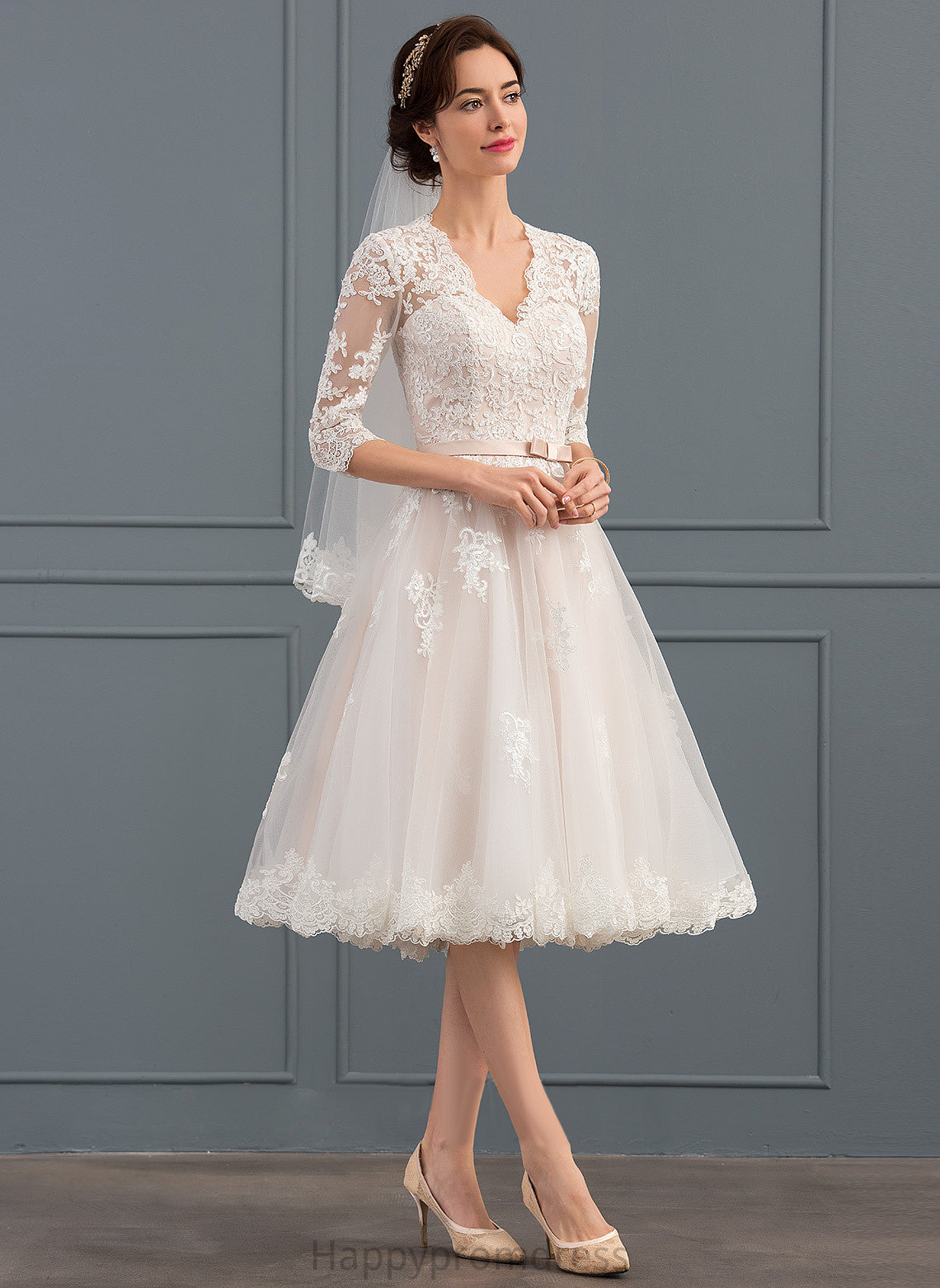 With A-Line Tulle Wedding Lace Bow(s) V-neck Wedding Dresses Victoria Knee-Length Dress