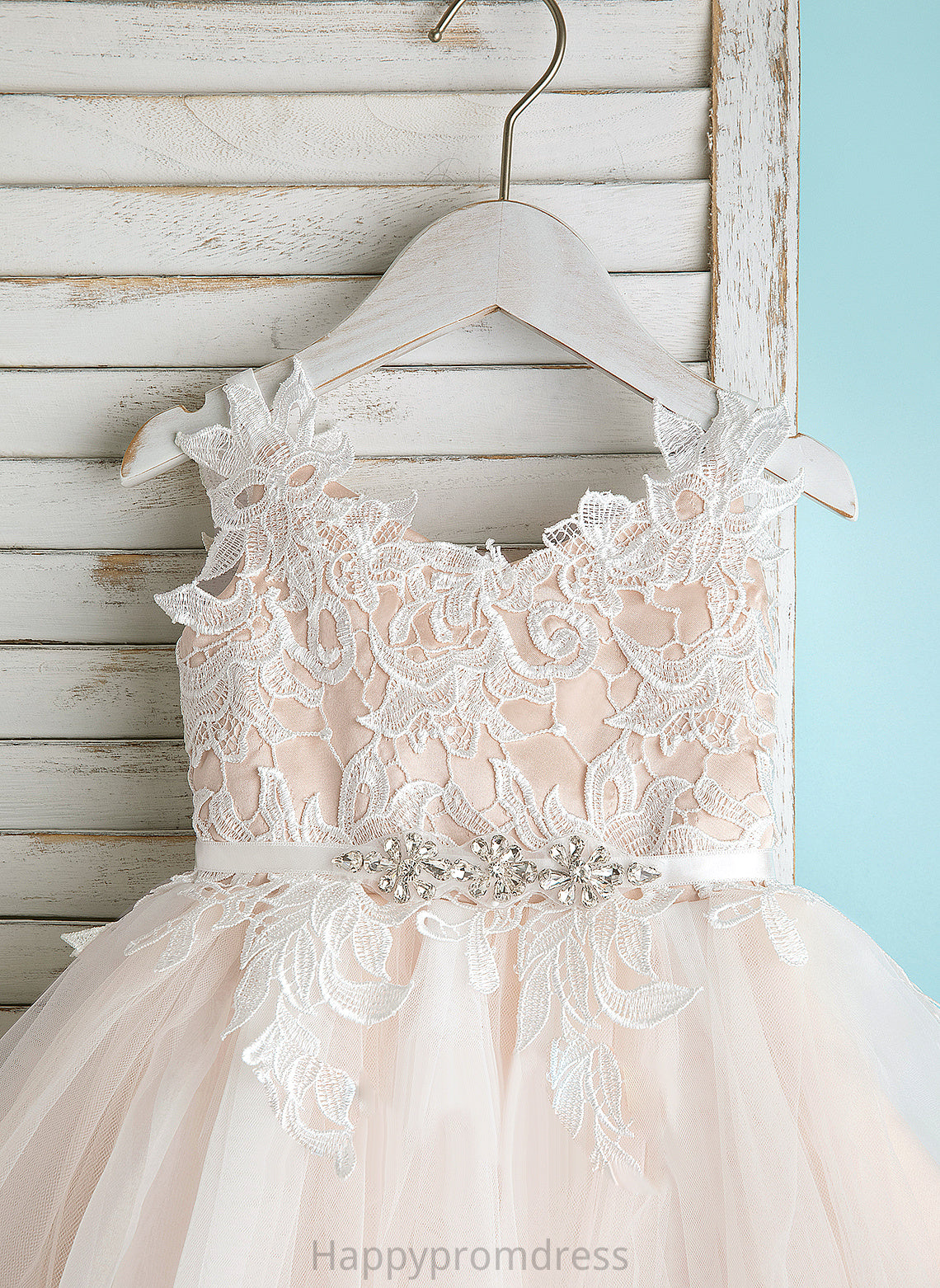 - Sleeveless V-neck/Straps Flower Girl Dresses Girl A-Line Jo Dress Tulle/Lace Knee-length Flower