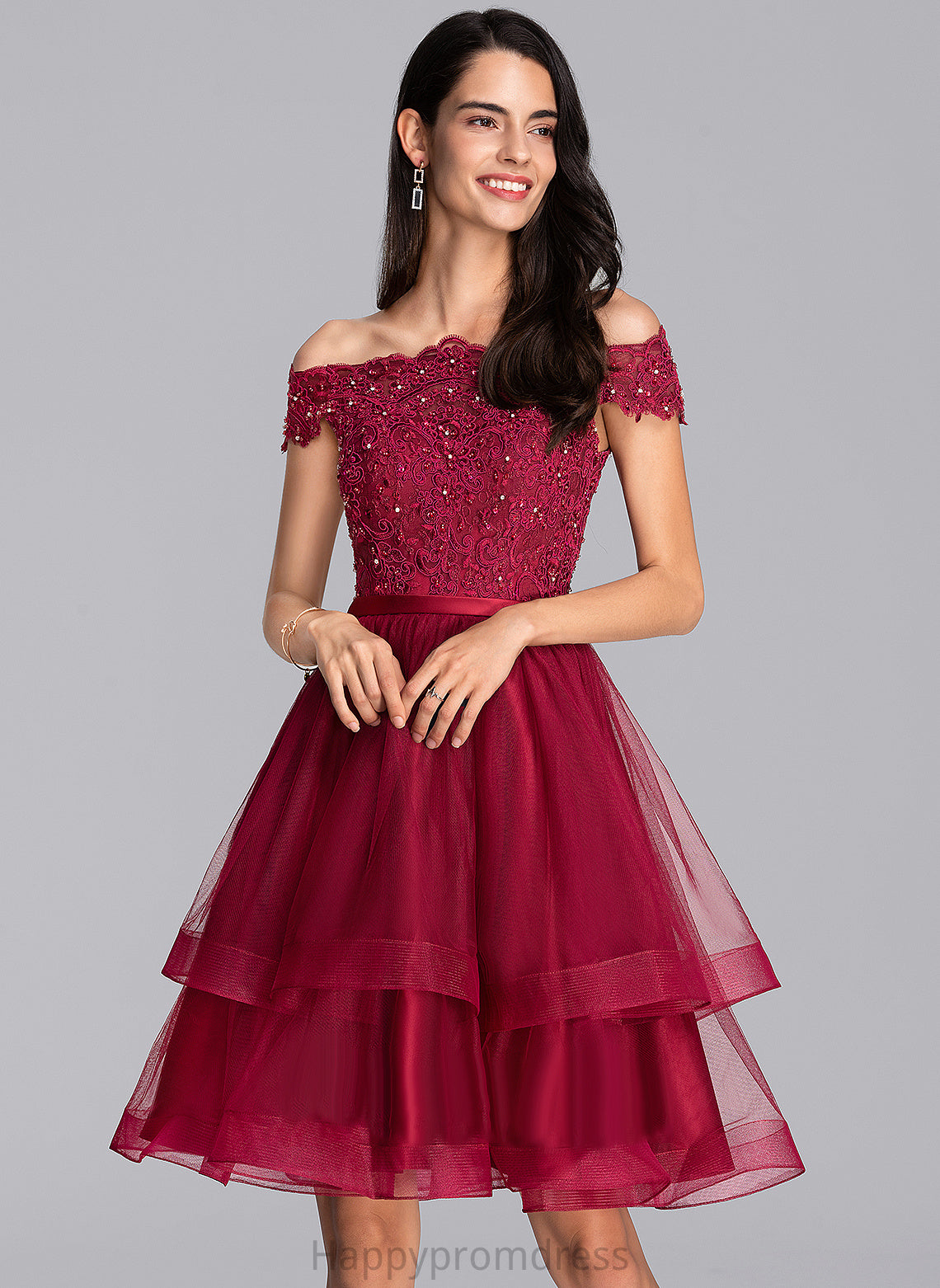 Knee-Length A-Line Tulle Dress With Homecoming Elle Lace Homecoming Dresses Off-the-Shoulder Sequins Beading