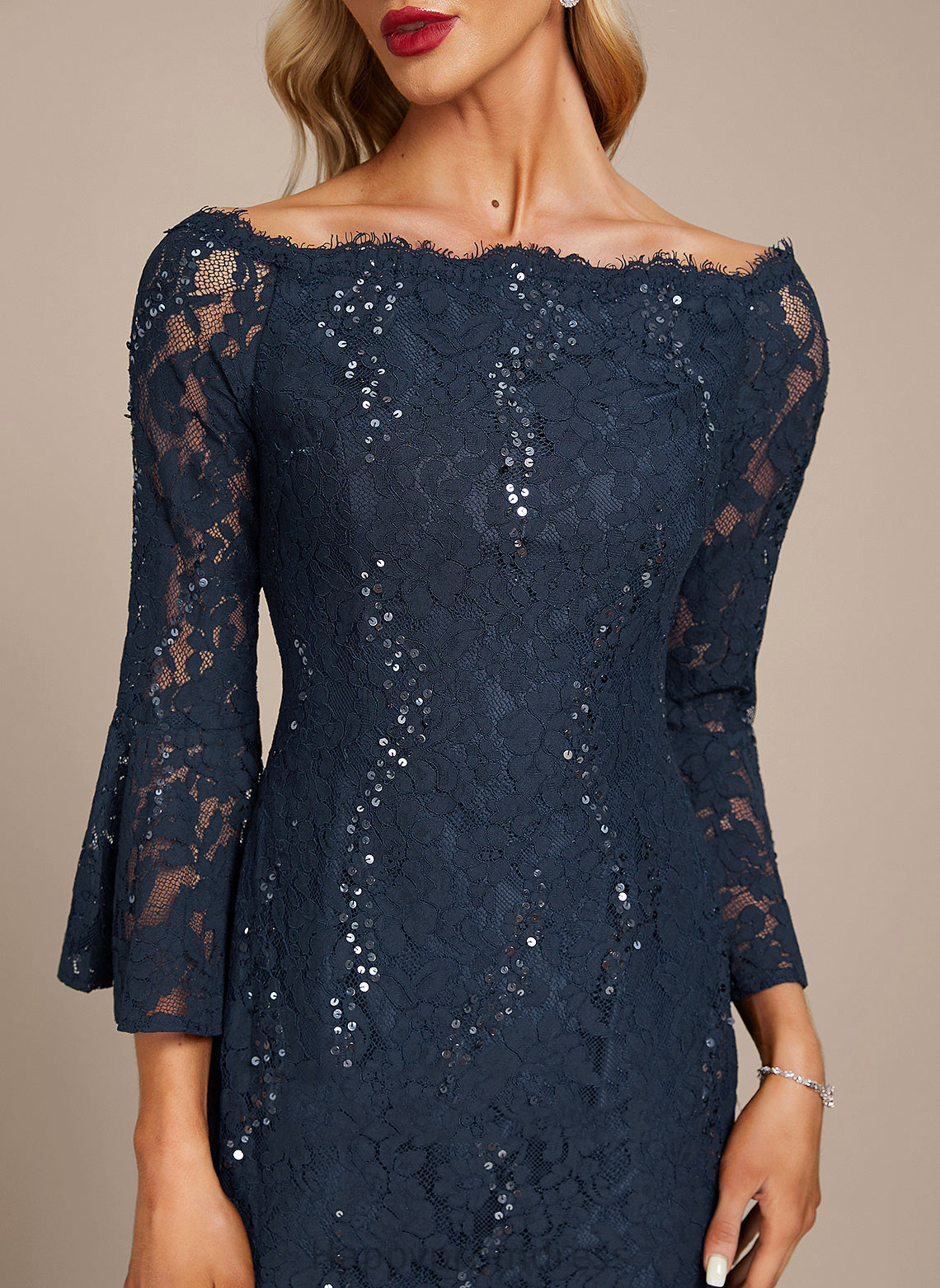 Off-the-Shoulder Sophie Sheath/Column Knee-Length With Dress Cocktail Sequins Lace Cocktail Dresses