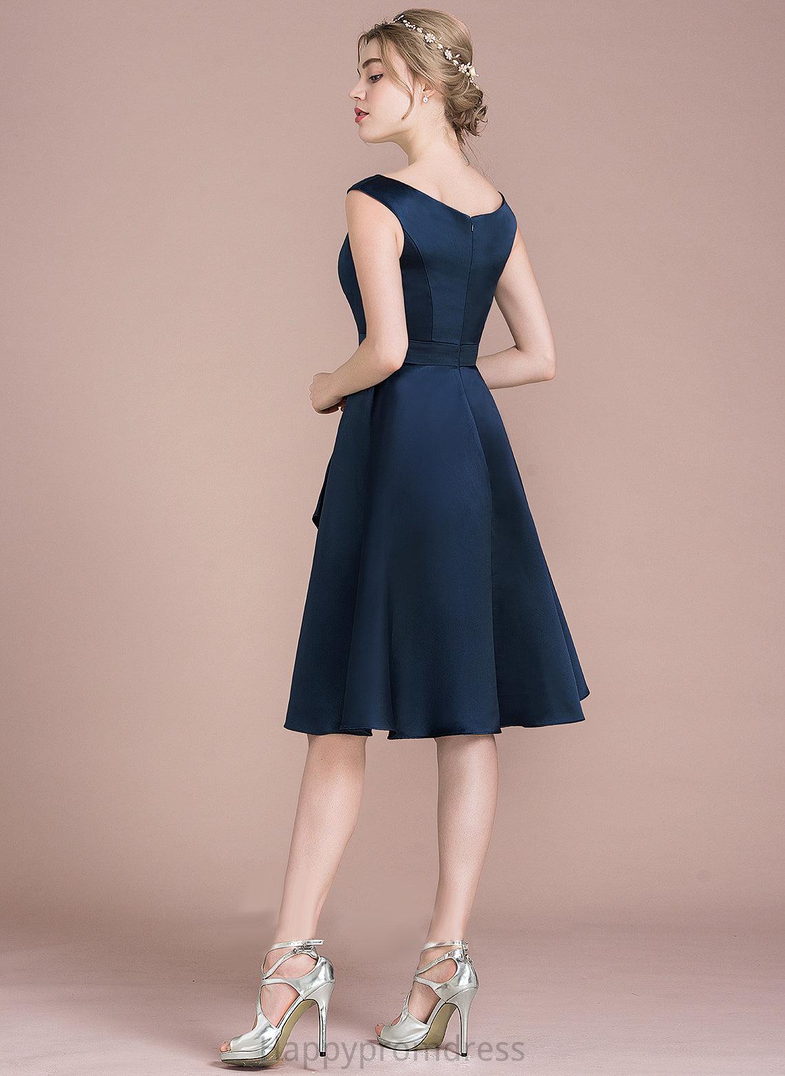 Neck Satin With Anahi Ruffles Dress Cascading Scoop Knee-Length Homecoming Dresses A-Line Homecoming