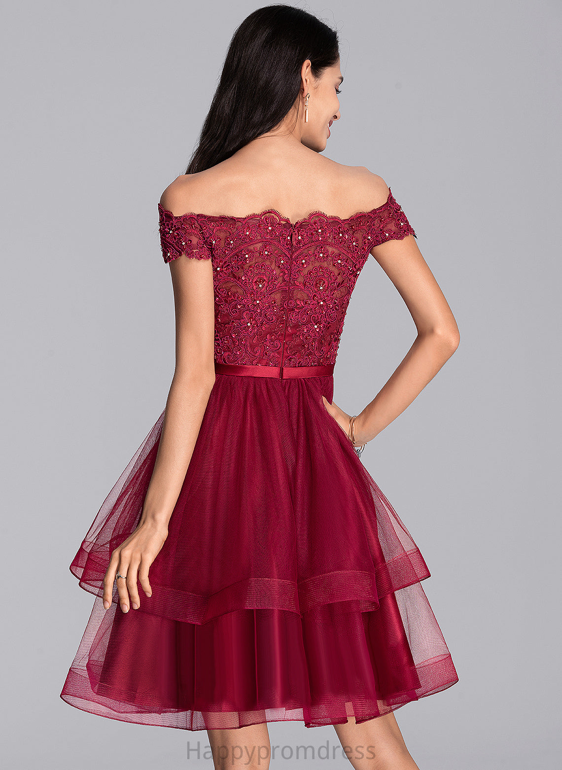 Knee-Length A-Line Tulle Dress With Homecoming Elle Lace Homecoming Dresses Off-the-Shoulder Sequins Beading