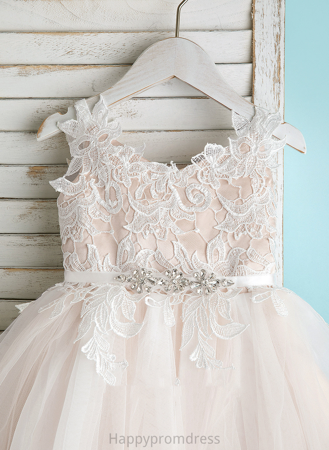 - Sleeveless V-neck/Straps Flower Girl Dresses Girl A-Line Jo Dress Tulle/Lace Knee-length Flower