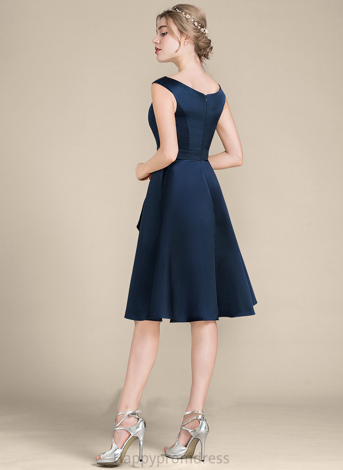 Neck Satin With Anahi Ruffles Dress Cascading Scoop Knee-Length Homecoming Dresses A-Line Homecoming