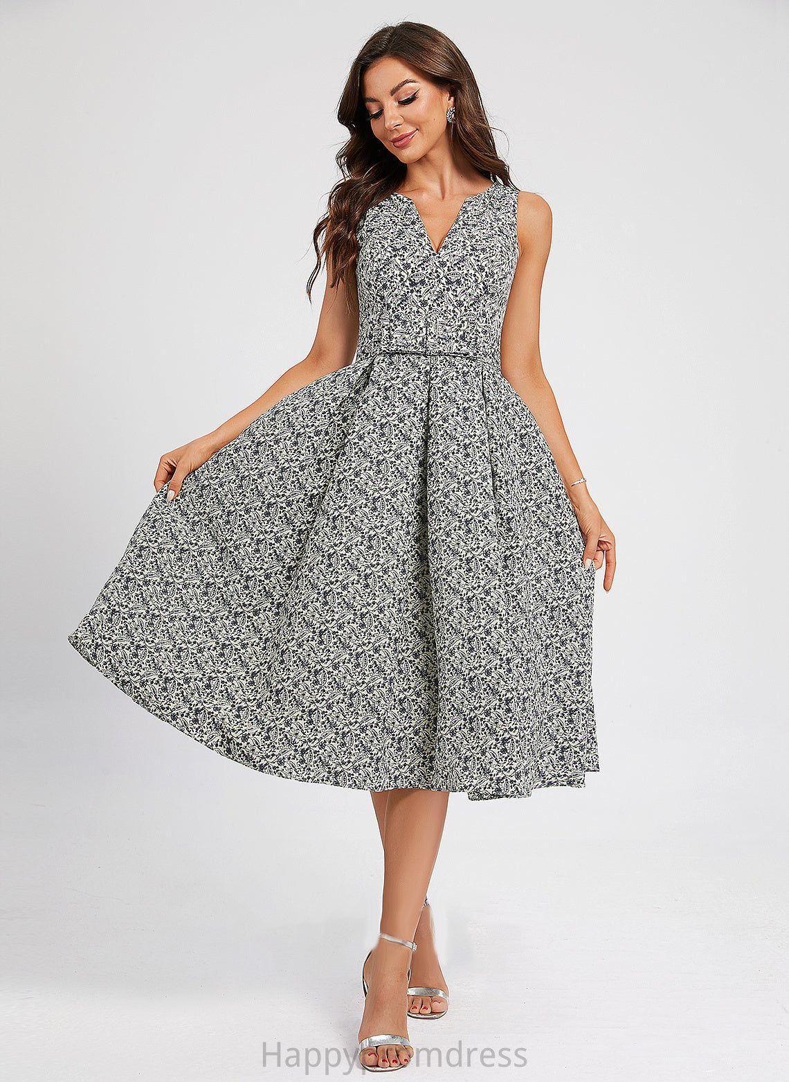 A-Line Knee-Length Bow(s) V-neck Brittany Cocktail Dresses With Dress Pockets Satin Cocktail