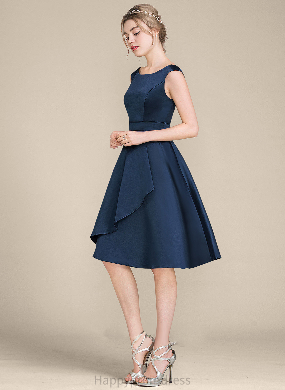 Neck Satin With Anahi Ruffles Dress Cascading Scoop Knee-Length Homecoming Dresses A-Line Homecoming