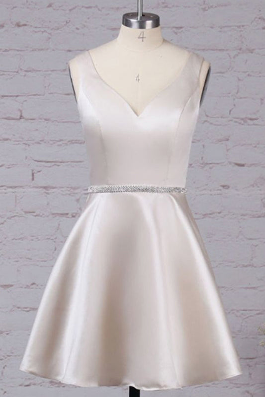 Luxury Satin Sleeveless V Neck With Beaded Homecoming Dresses