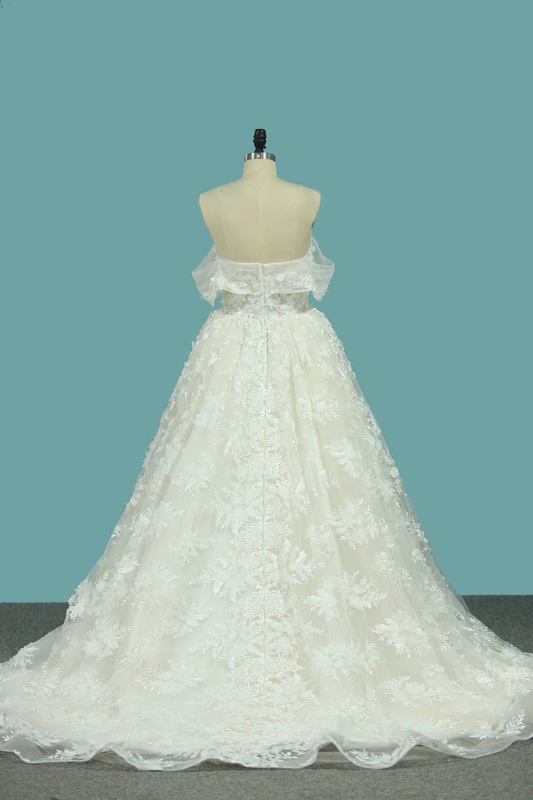 2024 A Line Lace Off The Shoulder Wedding Dresses Chapel Train New Arrival