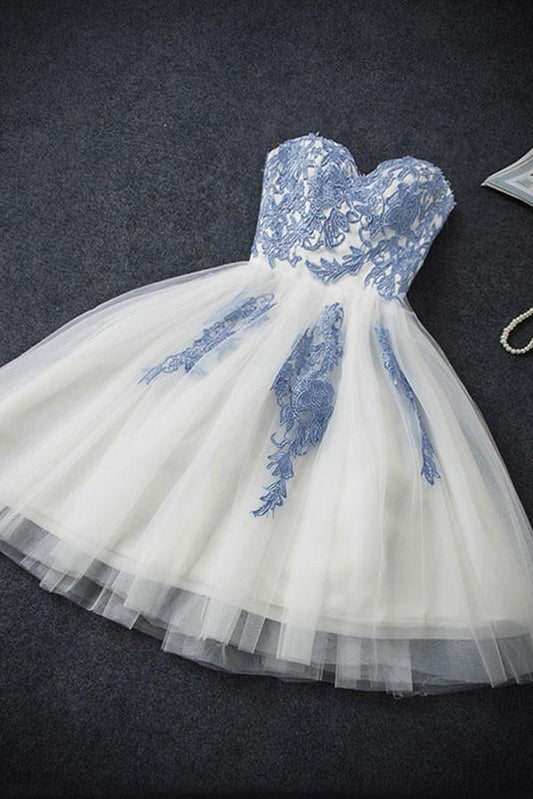 A-line Sweetheart Strapless Lace Up Sleeveless Appliques Homecoming Dresses